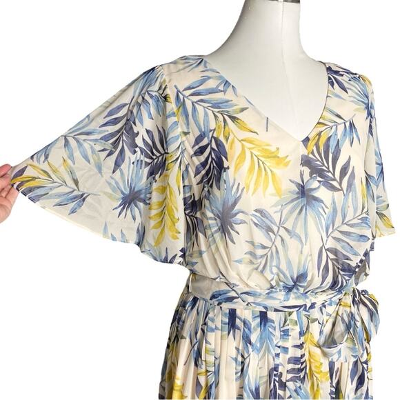 Gal Meets Glam Kiki Chiffon Flutter Sleeve Maxi Dress size 10 - Picture 6 of 12